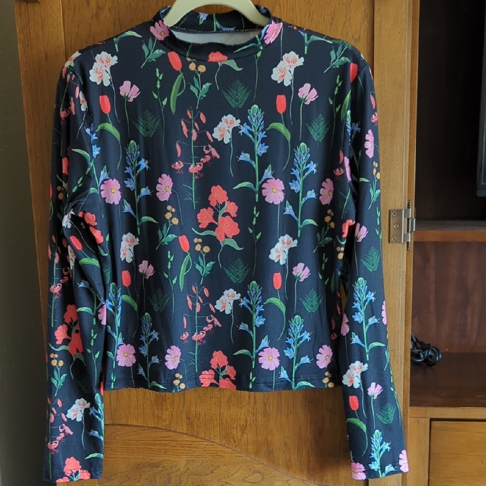 Cider Black Floral Knitted Blouse with Mandarin Collar (Size L)